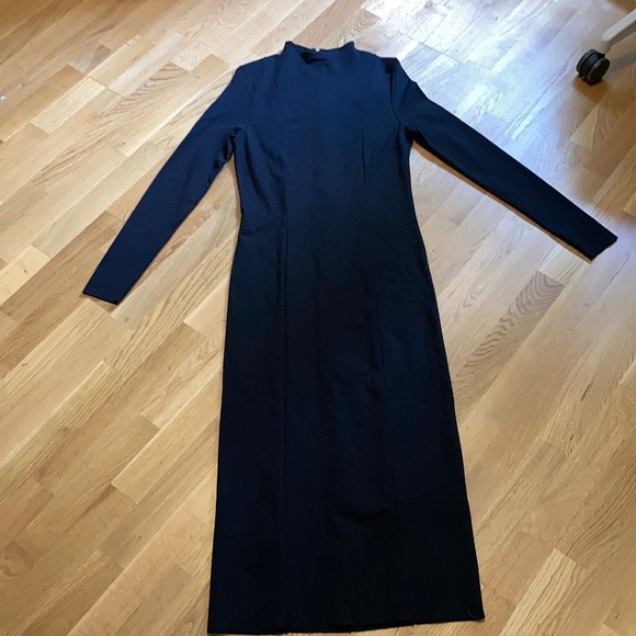 COS Maxi Slim Dress - Picture 3 of 11
